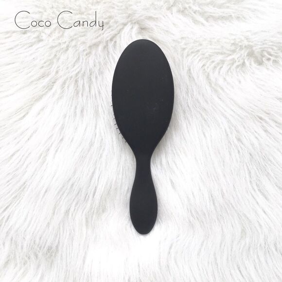 ?The Perfect Wet & Dry Detangling Hair Brush